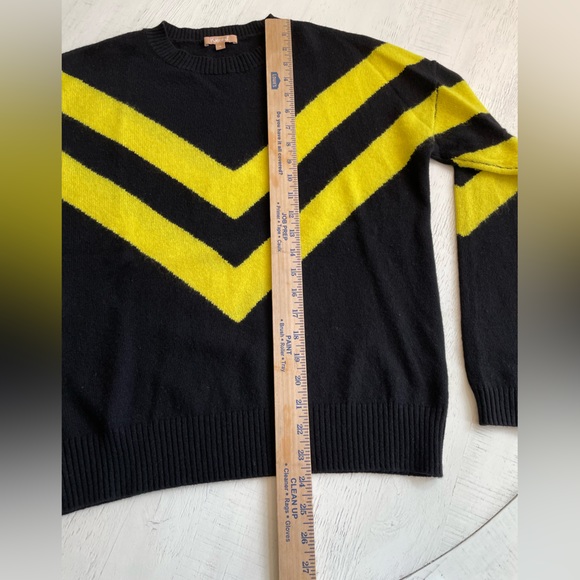 Kier + J Women’s  Pointelle Cashmere Sweater Size Small - Picture 8 of 9